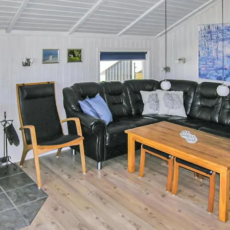 Дом отдыха Amazing Home In Rudkobing With Sauna
