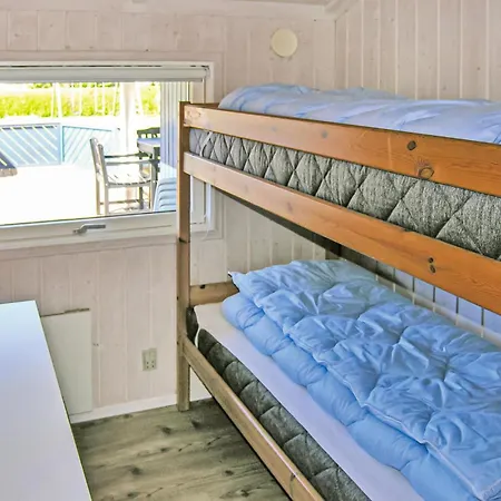 Дом отдыха Amazing Home In Rudkobing With Sauna Spodsbjerg
